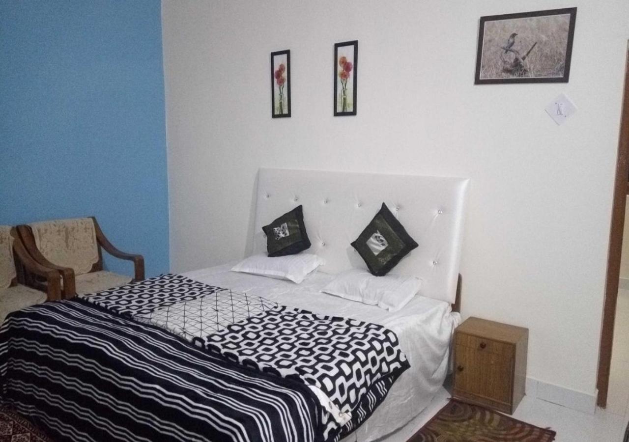 Adb Rooms Ashoka Resort Tāla Eksteriør billede